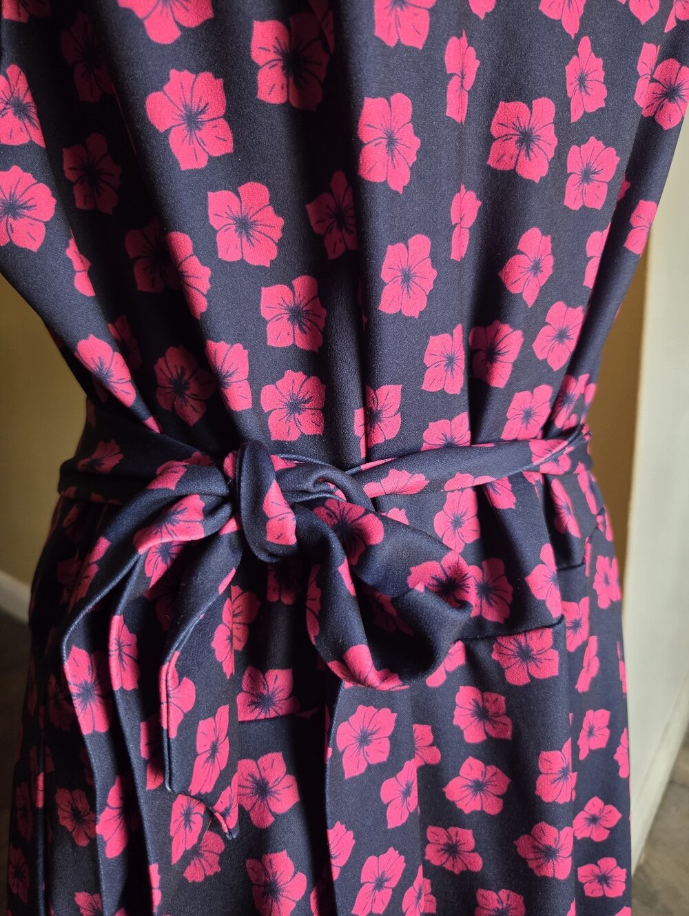 DressyStar NAVY BLUE& FUSHIA | Floral Midi Dress Size 3XL - Picture 4 of 8
